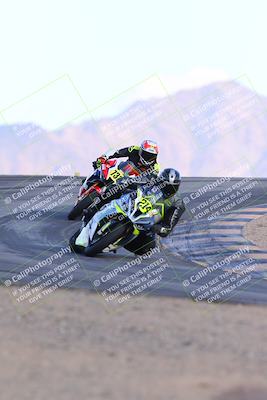 media/Nov-16-2024-CVMA (Sat) [[0e4bb1f32f]]/Race 11-Amateur Supersport Open/